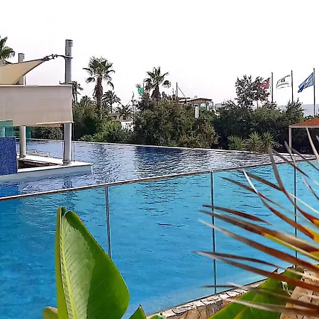 Sea Senses Paradise Apartament *